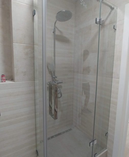 стеклянная душевая